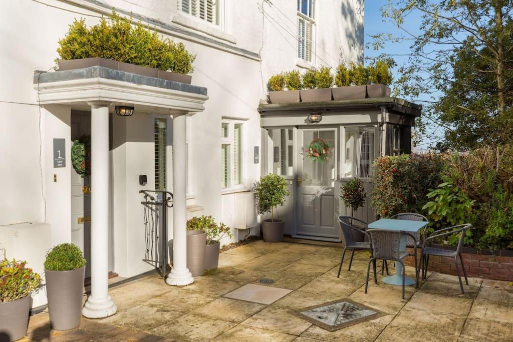 Fabulous Ground Floor Apartment. Great Malvern Extérieur photo