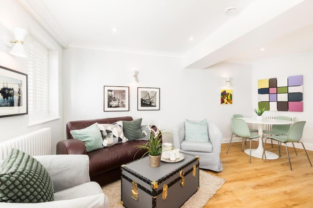 Fabulous Ground Floor Apartment. Great Malvern Extérieur photo